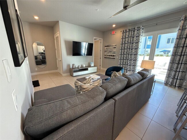 Building Photo - 7740 Sandy Ridge Dr