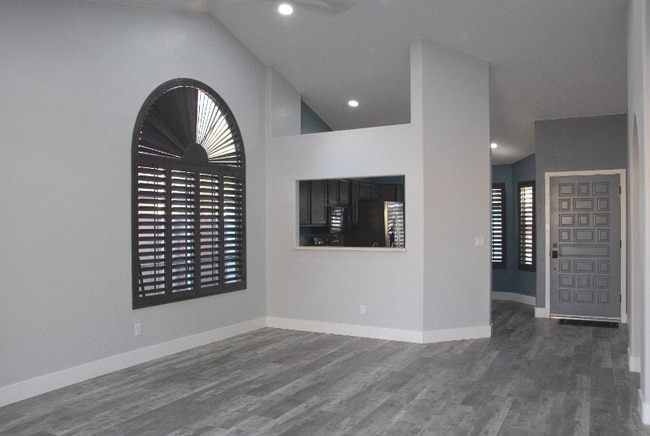 Building Photo - 3940 E Orchid Ln