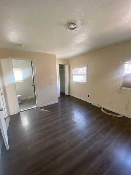 Building Photo - 5433 Beacon Ave