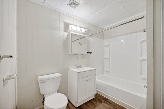Building Photo - 12731 Wanda Way