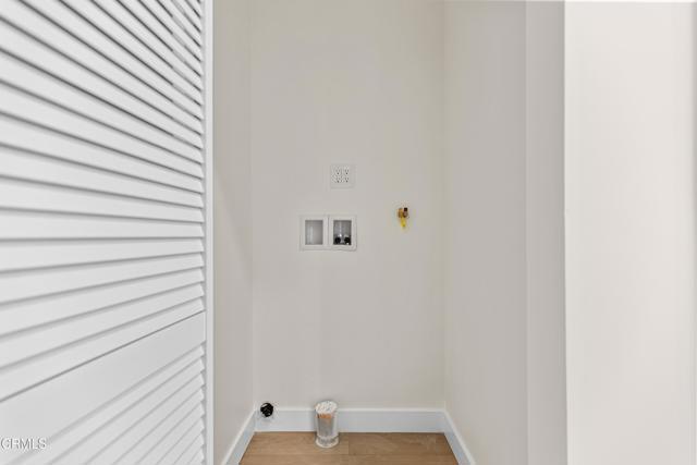 Building Photo - 7552 Bloomington Ave