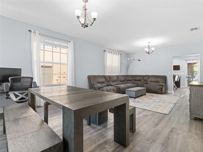 Building Photo - 14741 SW 11th St