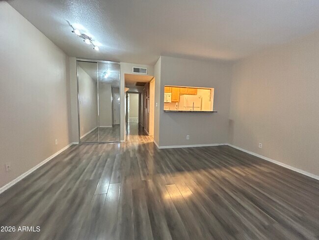 Building Photo - 14203 N 19th Ave
