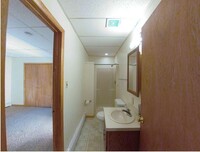 Building Photo - 54 S Broad St