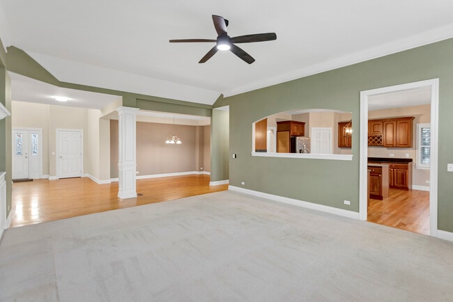 Building Photo - 3N812 John Greenleaf Whittier Pl