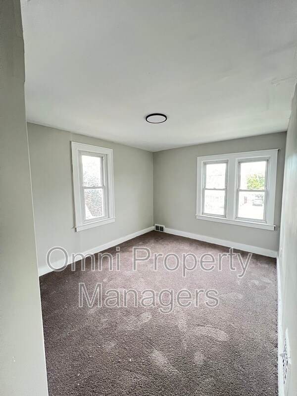 Building Photo - 19241 Moenart St