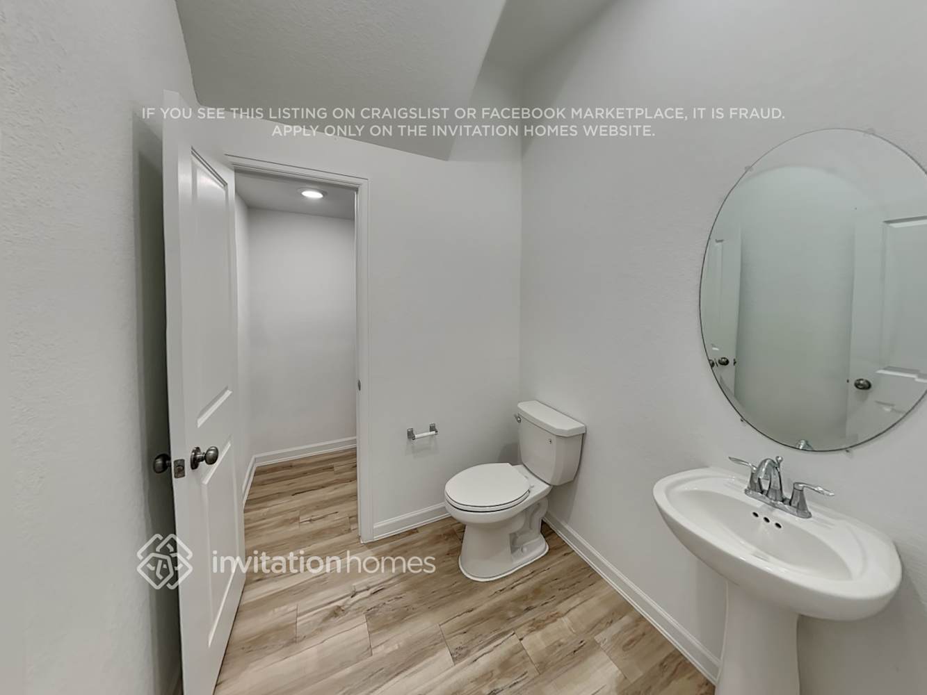 Building Photo - 4022 Champlain Wy