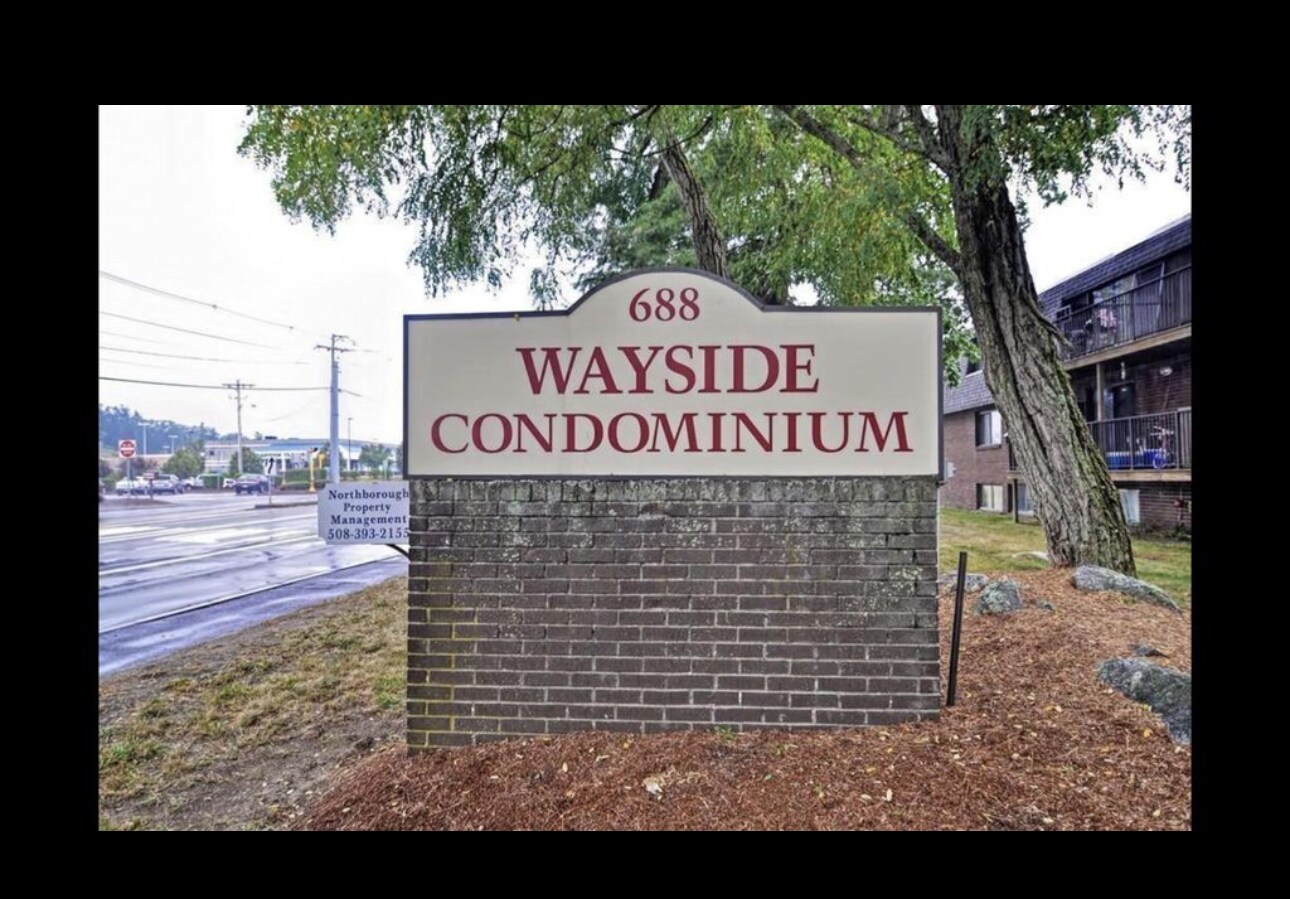 Building Photo - 688 Boston Post Rd E