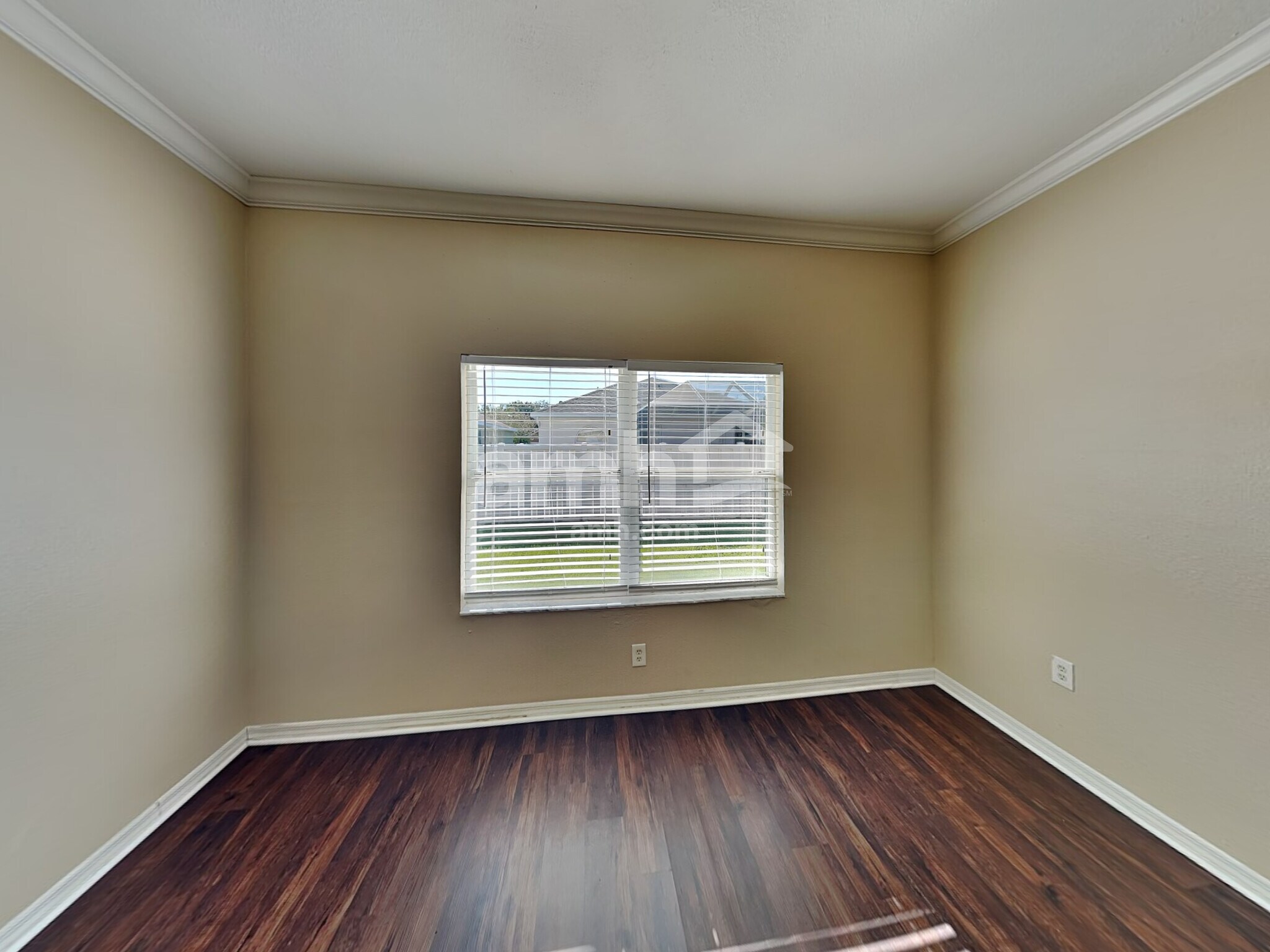 Building Photo - 823 Springwood Cir