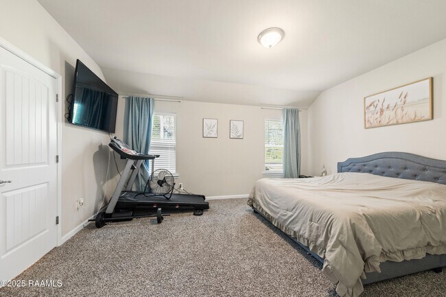 Building Photo - 205 Cane Run Ct