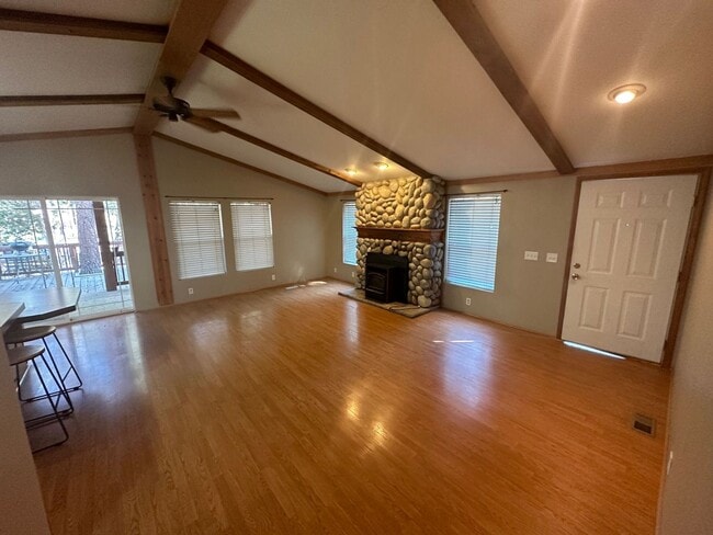 Building Photo - 2659 OR-422