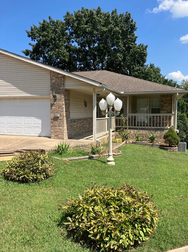 Primary Photo - 8632 Golf Creek Dr