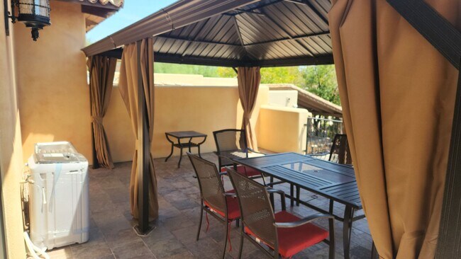 Building Photo - Fully Furnished! Charming 1BED/1BATH private space located in the desirable North Scottsdale !