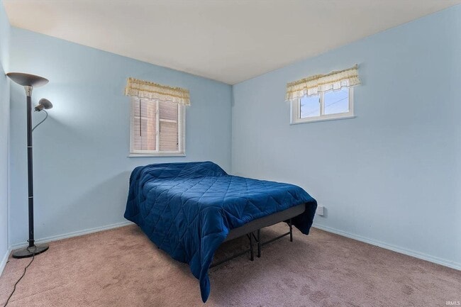 Building Photo - 609 S Middleboro Ave