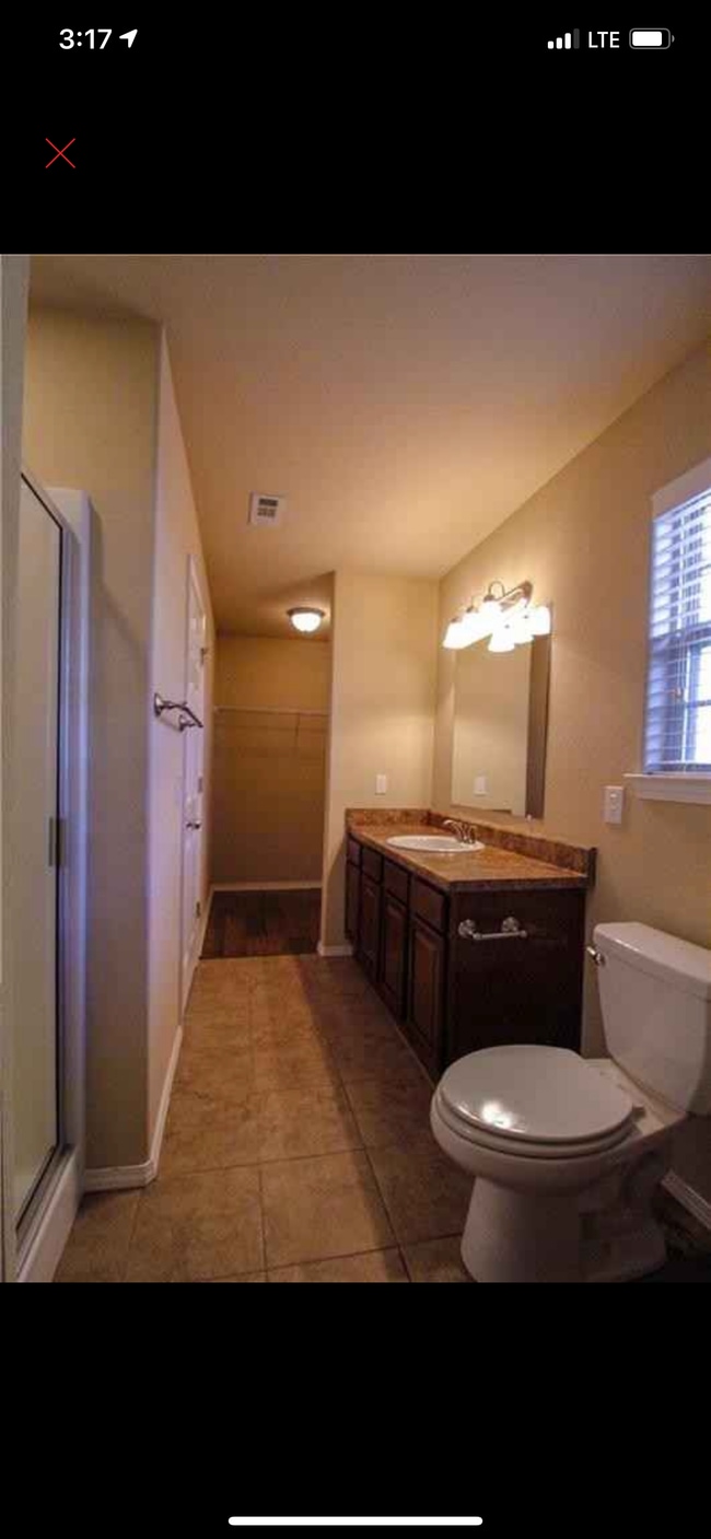 Building Photo - 5248 Flint Creek Cove