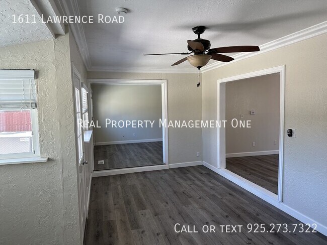 Building Photo - 1611 Lawrence Rd