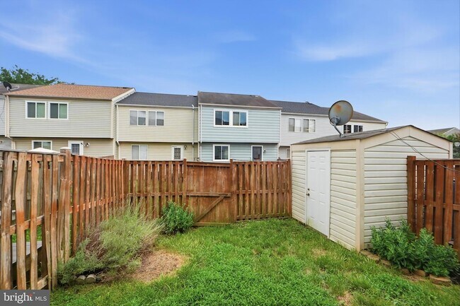 Building Photo - 7 Leatherwood Ct