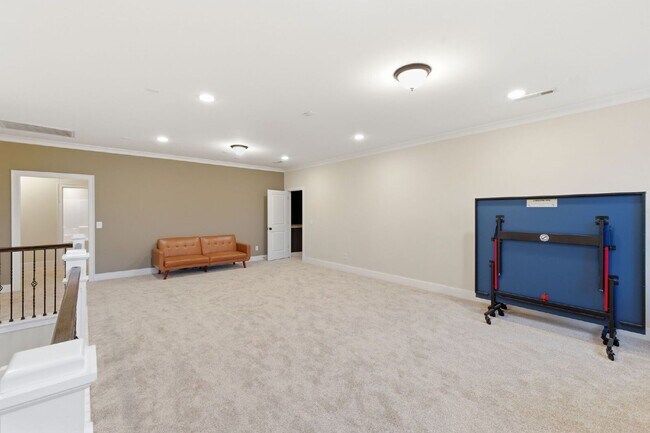 Building Photo - 790 Fontwell Ln
