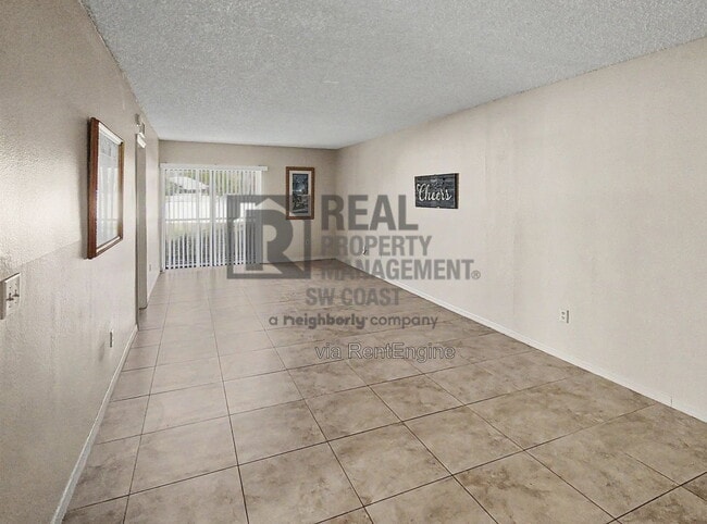 Building Photo - 12471 McGregor Blvd