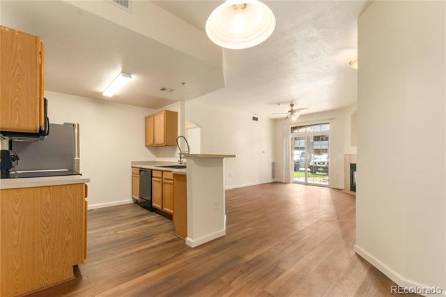 Building Photo - 7440 S Blackhawk St