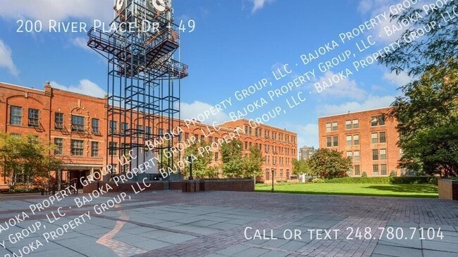 Building Photo - 200 River Pl Dr