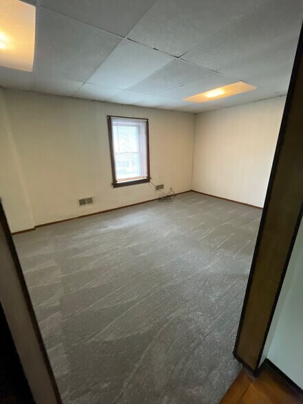 Building Photo - 314 Nicollet Ave