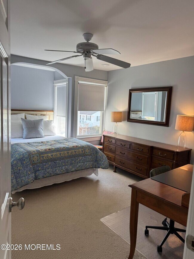 Building Photo - 333 Woodland Ave