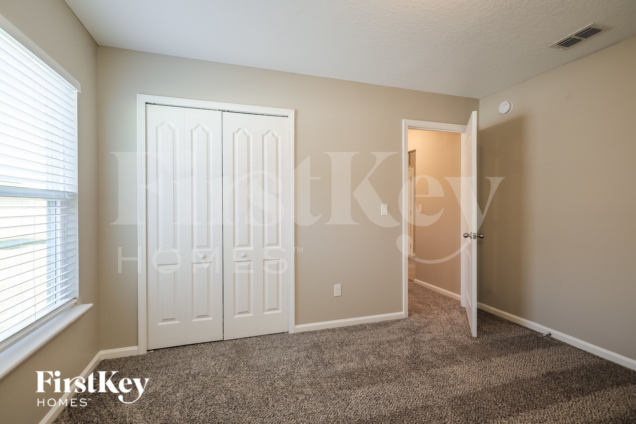 Building Photo - 4607 Sherman Hills Pkwy