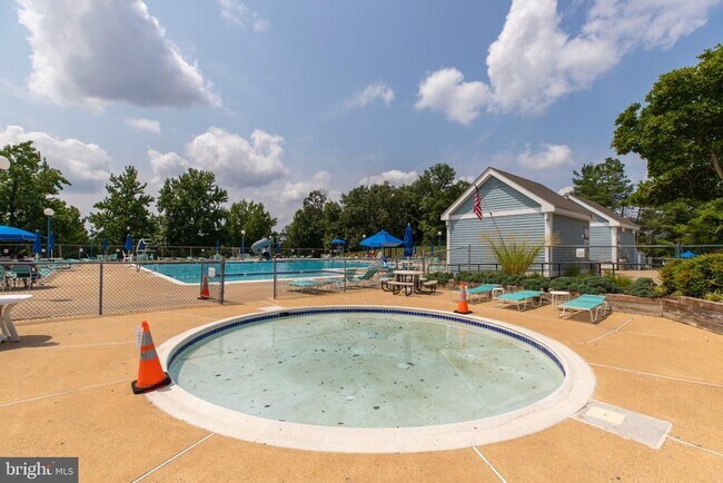 Building Photo - 11180 Rienzi Pl