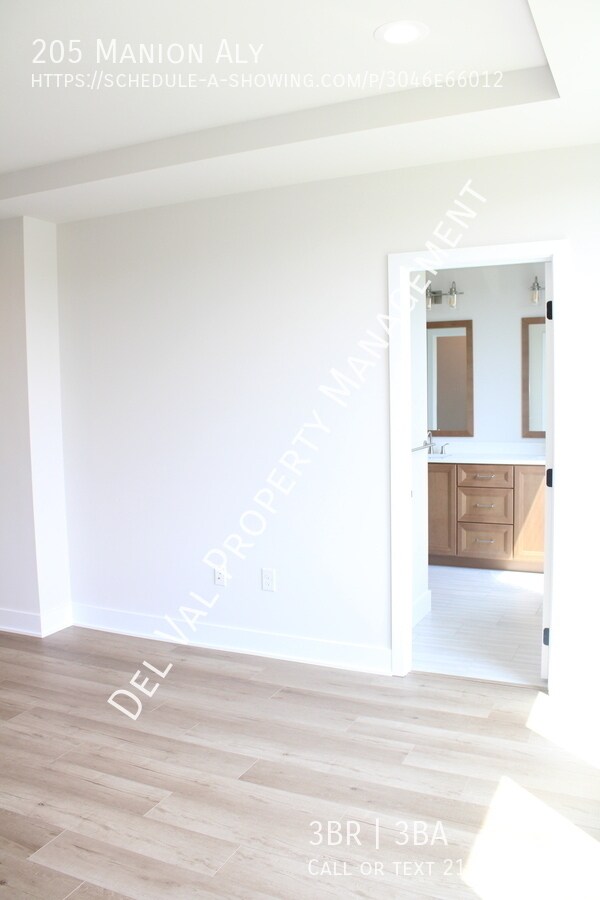 Building Photo - 205 Manion Aly