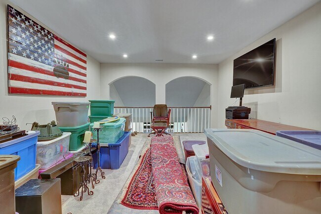 Building Photo - 1921 Doubloon Way