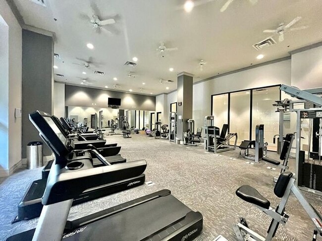 Building Photo - 3040 Peachtree Rd