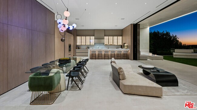 Building Photo - 9607 Highridge Dr