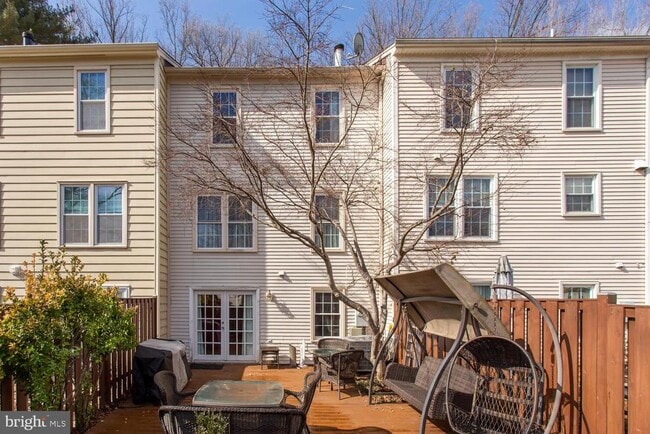 Building Photo - 4428 Holly Ave