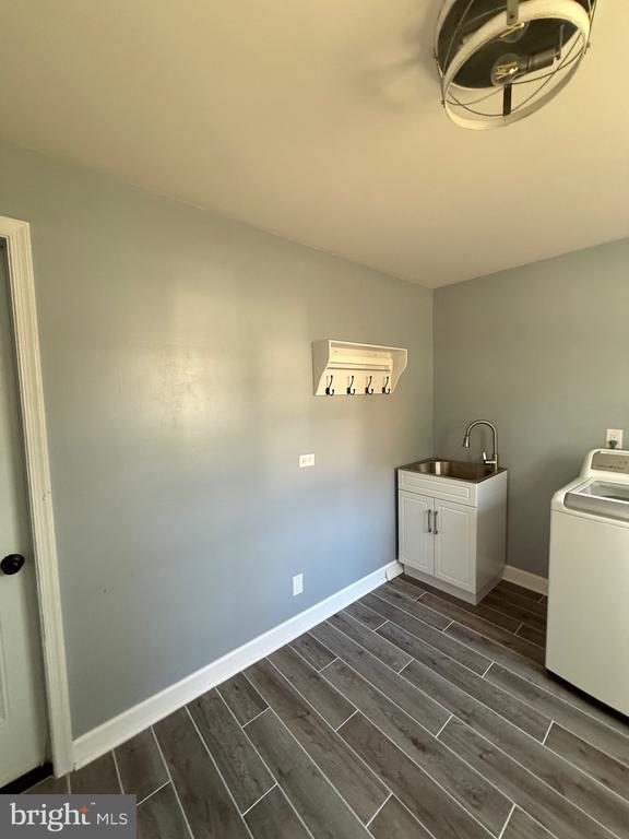 Building Photo - 606 Wyoming Ave