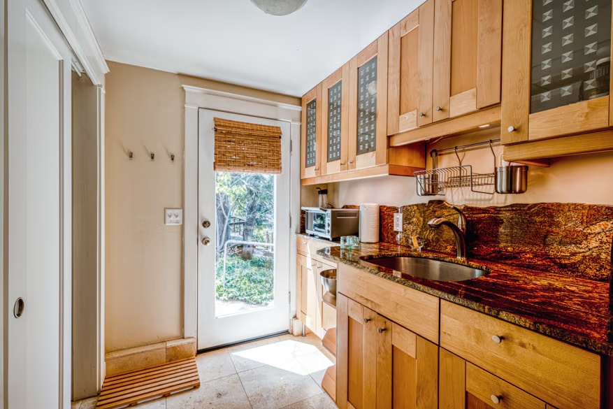 Kitchen and Entrance - 165 Terrace St