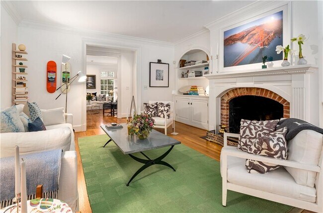 Building Photo - 4224 E Conway Dr NW