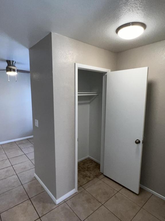 Building Photo - 7570 W Flamingo Rd