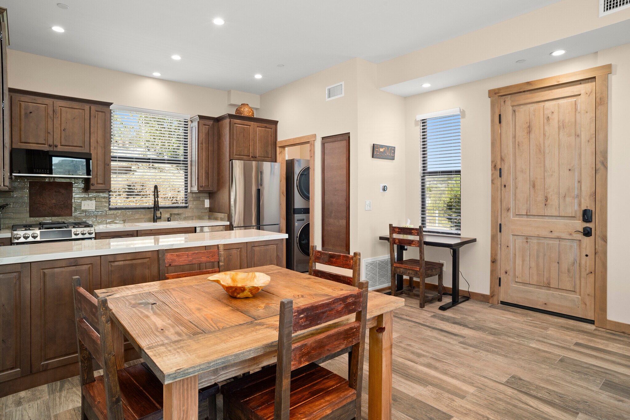 Building Photo - 3605 1/2 Fortuna Ranch Rd