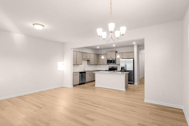 Building Photo - Beautiful Brand New 3 Bedroom 2.5 Bath Townhome in Hickory Glen!