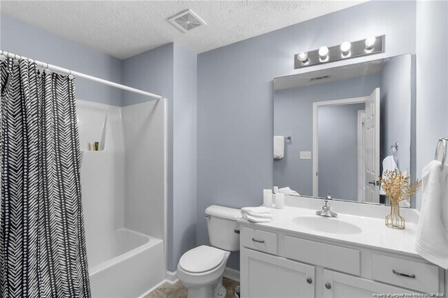 Building Photo - 3340 Harbour Pointe Pl