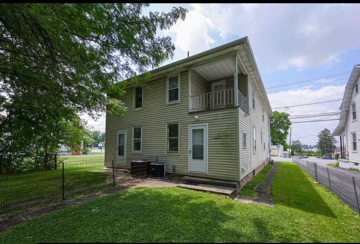 Building Photo - 1202 Baltimore St