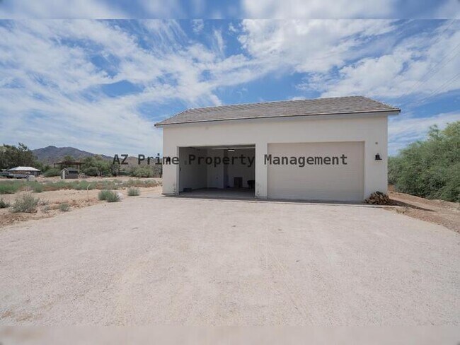 Building Photo - 4831 W Pearce Rd