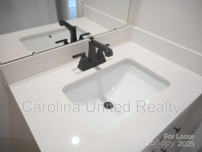 Building Photo - 3033 Matthews-Indian Trail Rd