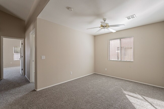 Building Photo - single level 3 bedroom home for rent