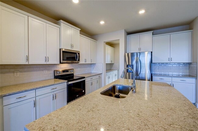 Building Photo - 17719 Gulf Rnch Pl