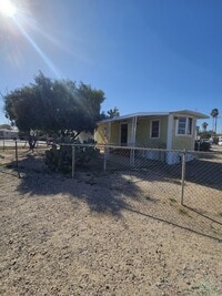 Building Photo - 4541 N Old Romero Rd
