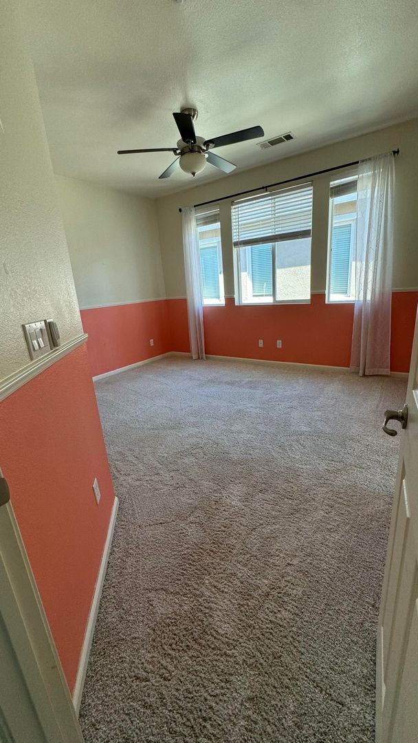 Building Photo - 123 Hearthstone Dr