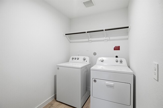Building Photo - 31814 Hallington Hl Ln