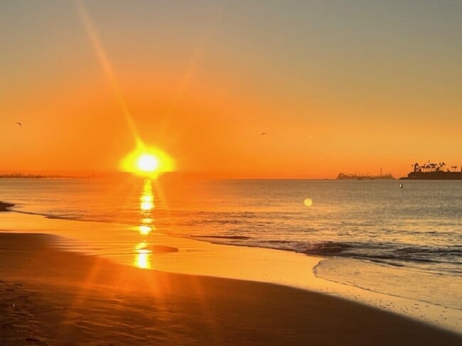 Interior Photo - 1757 E Ocean Blvd